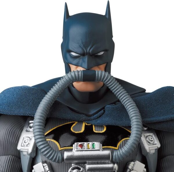 Batman: Hush MAFEX No.166 Batman (Stealth Jumper Ver.) - Imagen 8